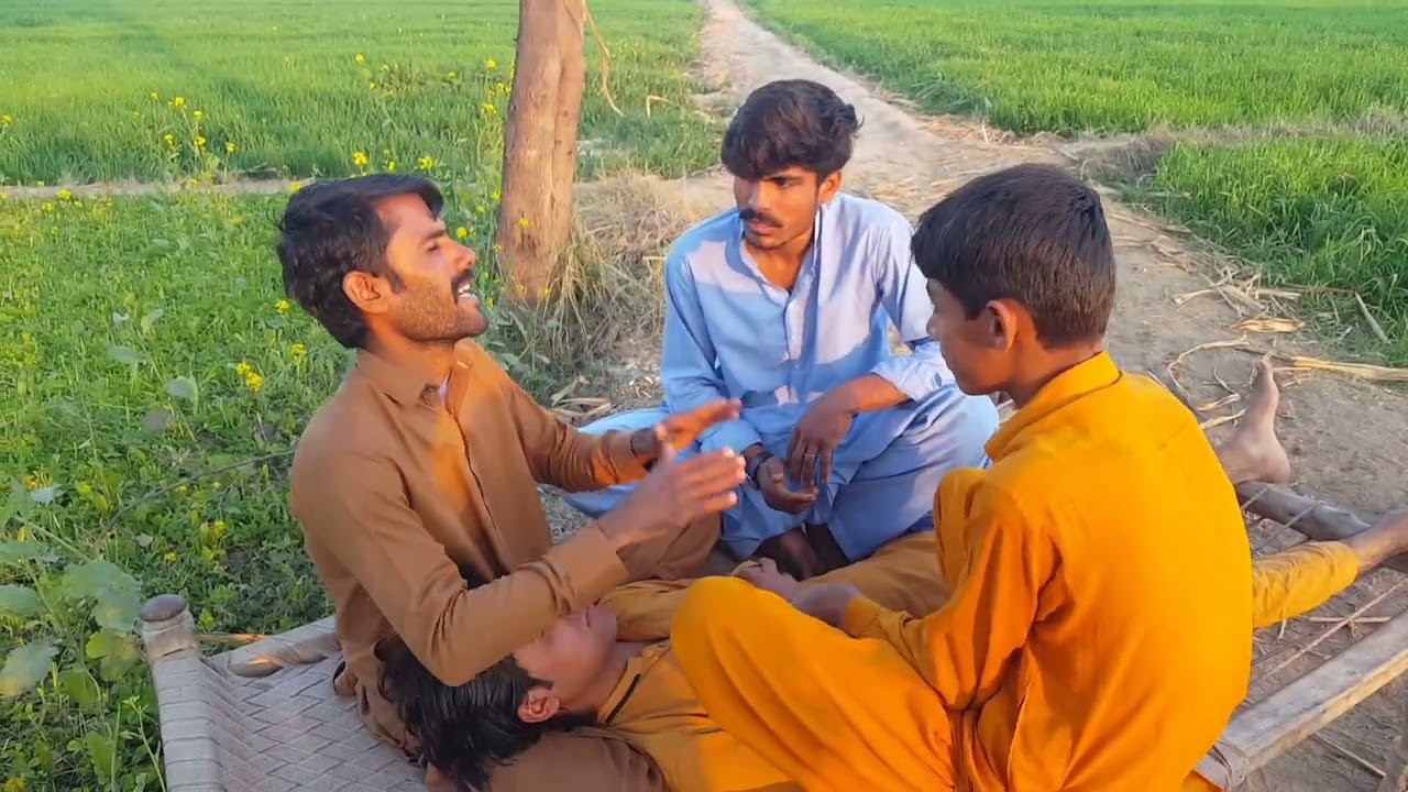 kashi apna karza ly ny ki ly phoch gy comdy wale baba ki bhot hi funny video