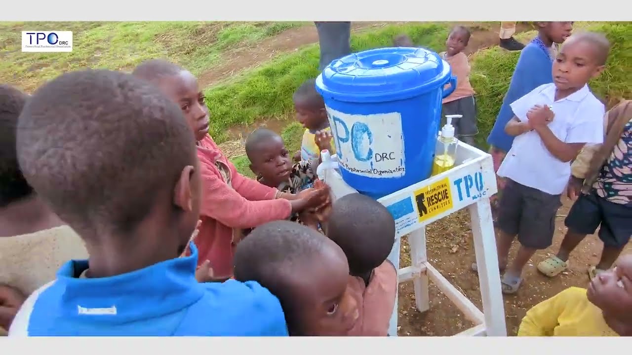 cérémonie de remise des ouvrages par TPO DRC à la communauté de NUmbi