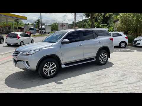 Vídeo do Sw4 SR 2.8 Turbo 4x4 AT 2019