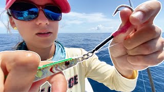 HIGH SPEED VERTICAL JIGGING 🐟 Battling sharks and cudas - How to vertical jig | Gale Force Twins