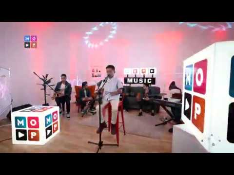 BETRAND PETO : HANYA RINDU (Cover Andmesh Kamaleng) keren banget..