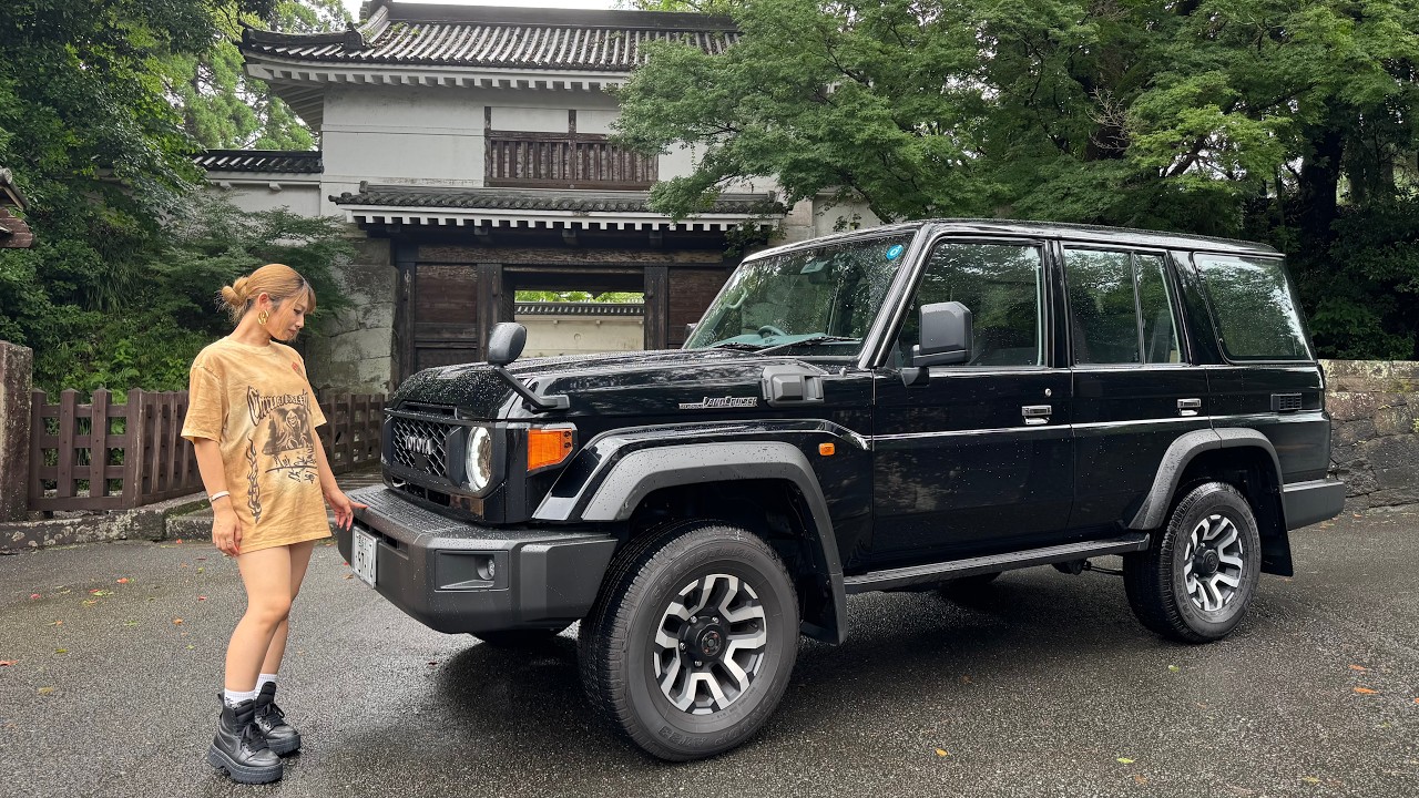 Japanese Gal Drives the Heavy-Duty Land Cruiser 70! Nichinan