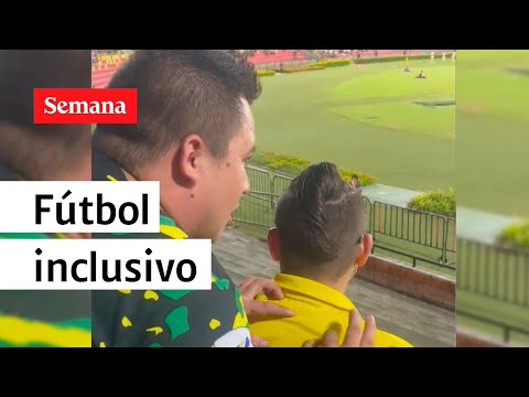 Hincha le narró a un invidente el partido entre Bucaramanga y Nacional | Semana Videos