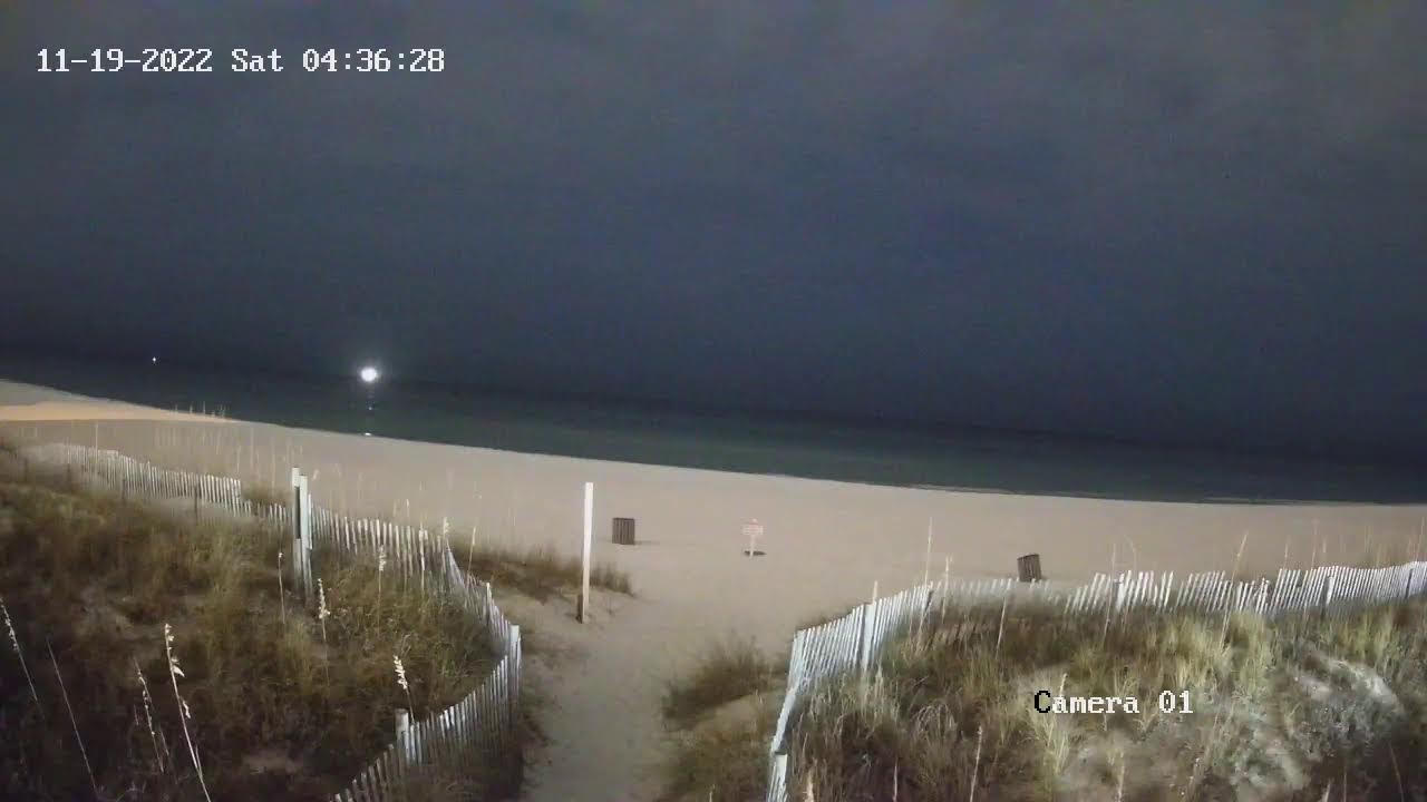 Sugar Beach, PCB Live Web Cam