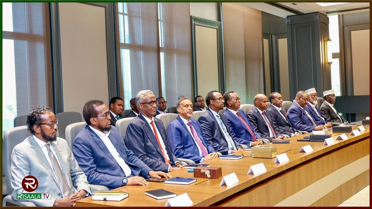 GOLAHA MUSTAQBALKA OO SI ADAG UGA HADLAY SAXIIXA DASTUURKA