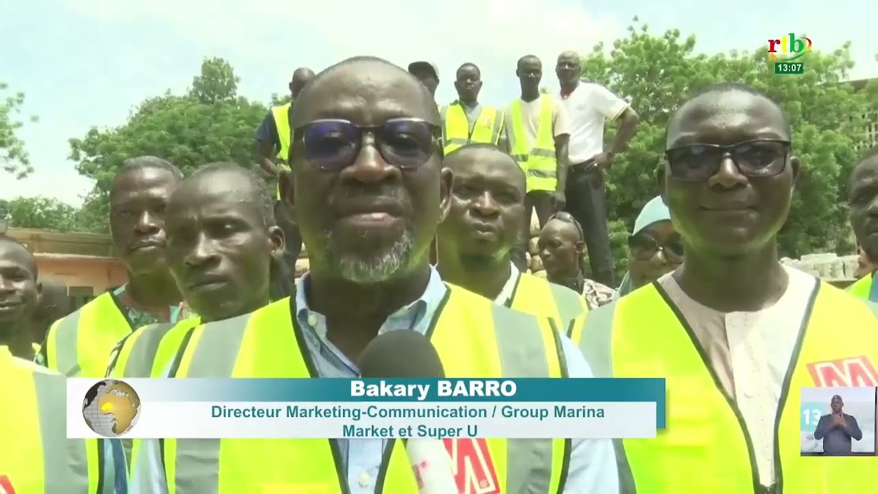 Faso Mêbo: le Groupe Marina Market et ETAF offrent 70 tonnes de ciment et 10 brouettes à Ouagadougou