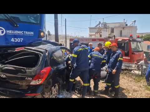 Πάτρα: Απεγκλωβισμός τραυματία σε σύγκρουση τρένου με ΙΧ