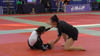 Adele Fornarino Vs Rosary Walsh - Open Final - Ibjjf London Fall Open No-Gi 2025 - Black Adult