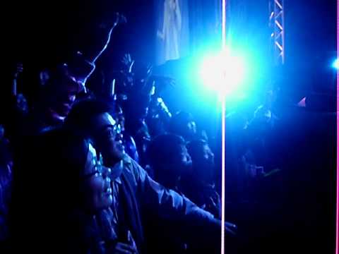 2011/12/31屏東縣立體育場(黃文星壓軸)大暴動!!!我都愣住了!!!