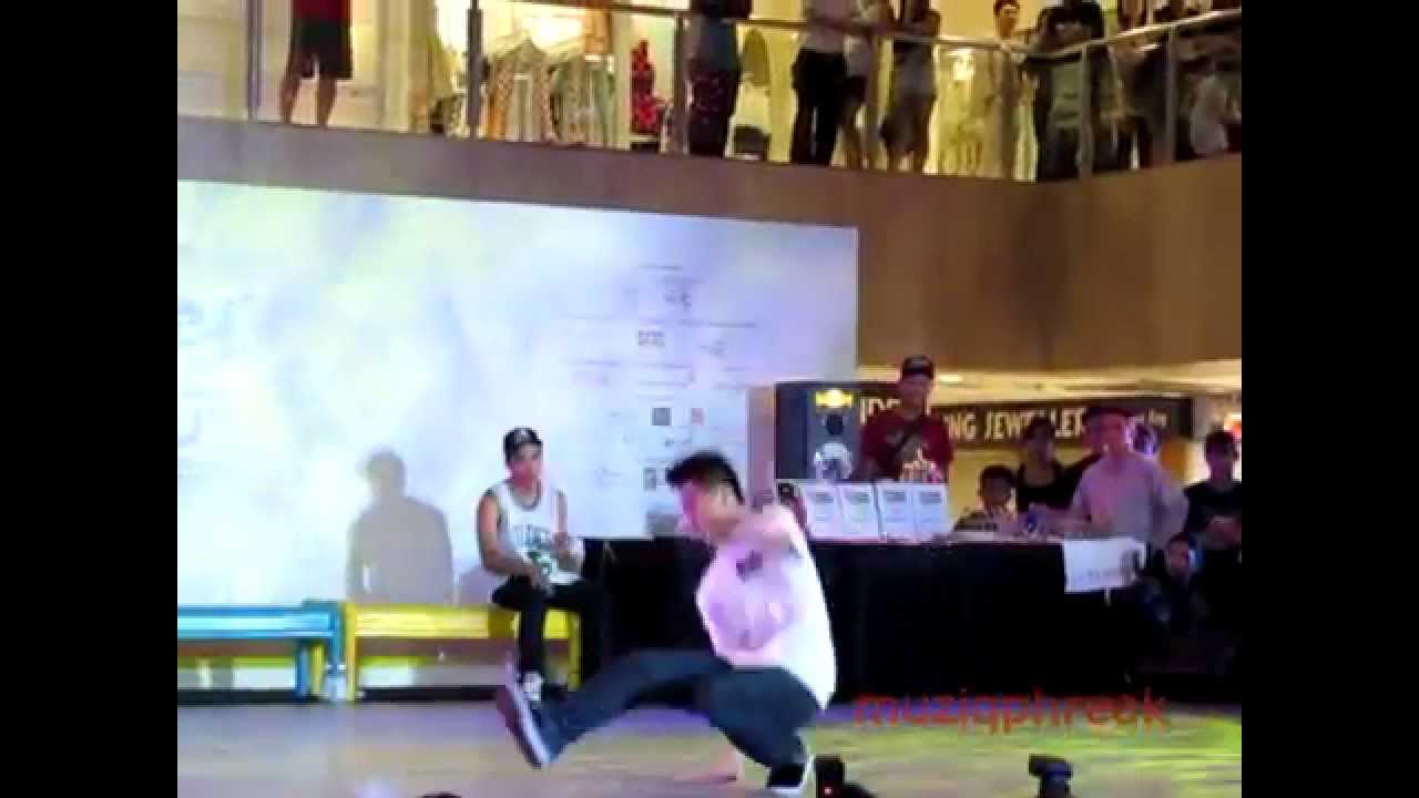 [HD FANCAM] R16 SEA 2014 Finals Judges Showcase (G1, Rookie, Ayumi, Differ & Blond)