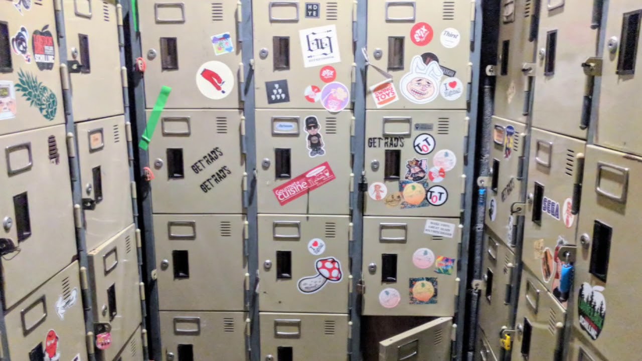 Find The Locker Room Bangkok Secret Bar