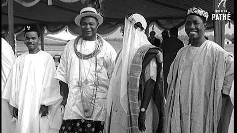Selected Originals - Queen Arrives In Lagos (1956)