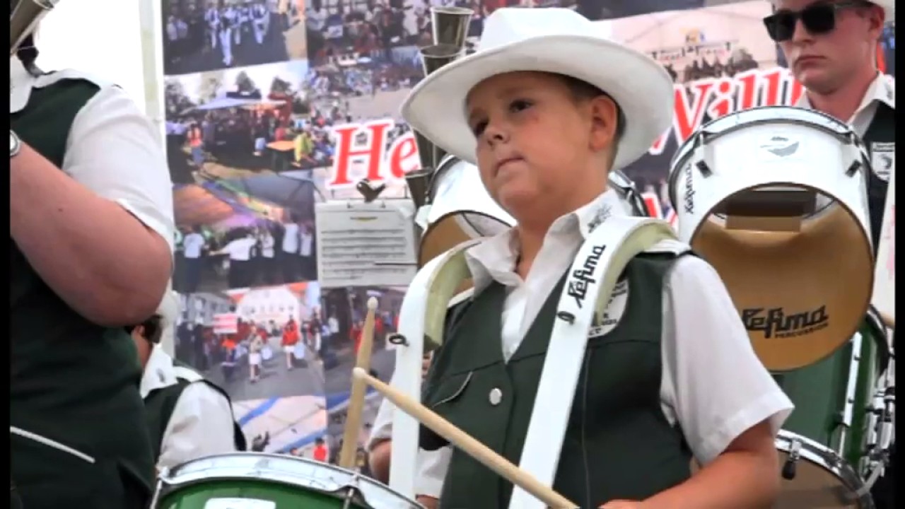 Barnstädter Schalmeienkapelle (6. Musikfest Teterow 2016)