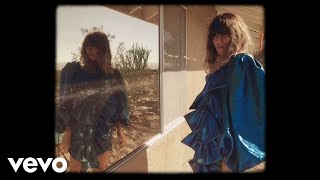 Video thumbnail of "Lou Doillon - Burn"