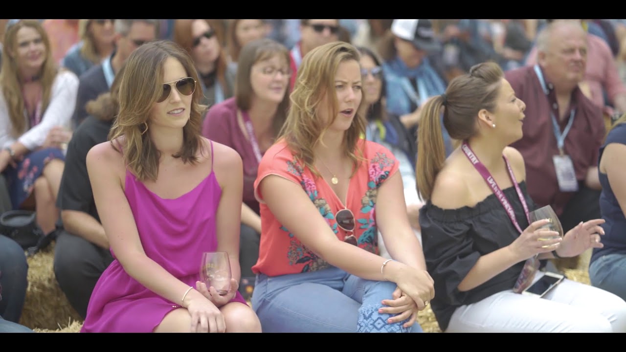 Live In The Vineyard Goes Country: Eric Paslay - Interview and Performance of "Young Forever"