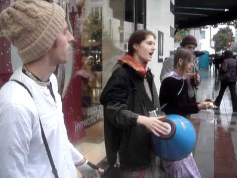 Bhaktin Laura Leads Chanting In Seattle