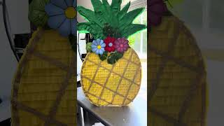 Piñata en forma de piña
