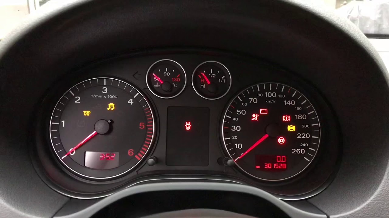 Audi A3 8P 2008 piept beim anlassen und geht nicht an - YouTube