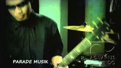 Tipe X - Sakit Hati (Official Video)