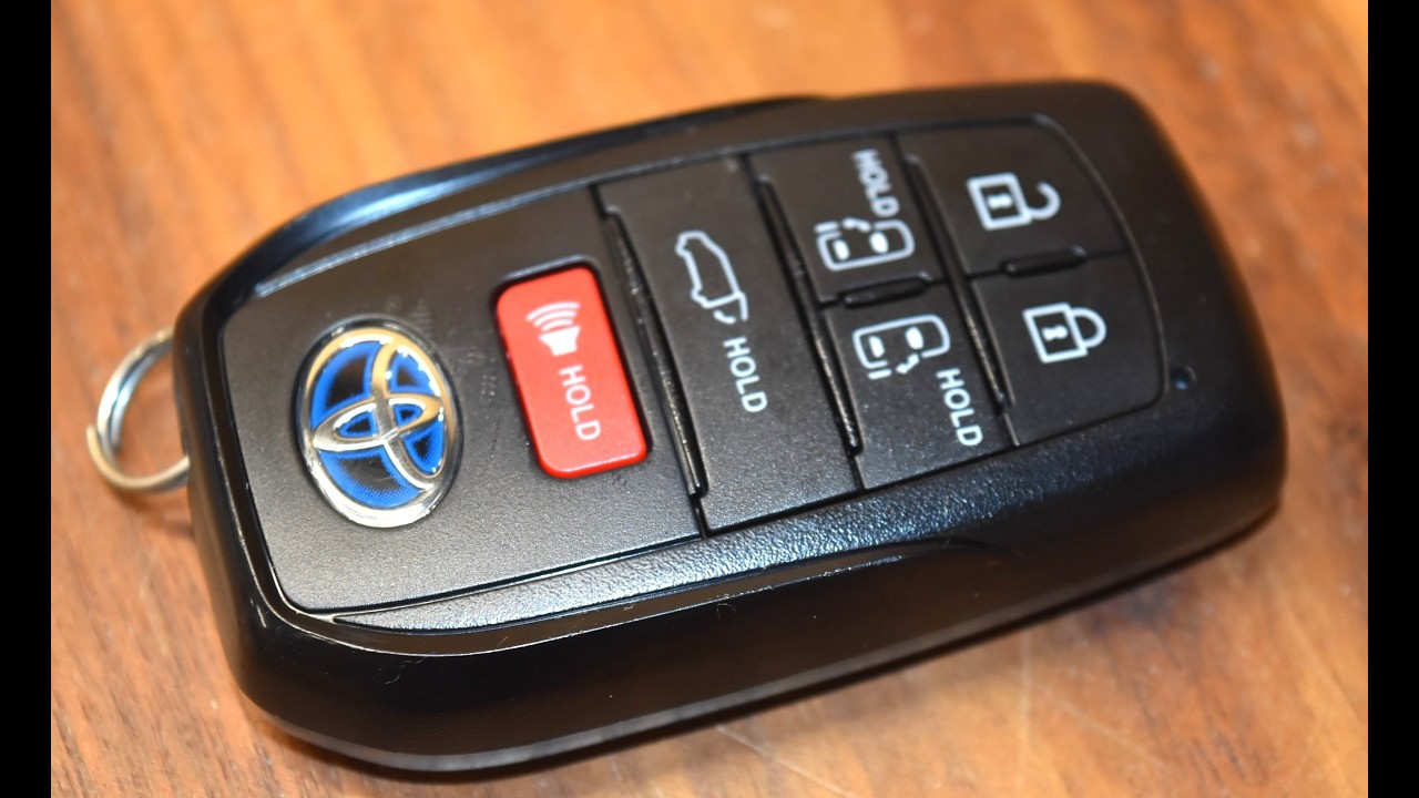 2021-2025 Toyota Sienna Key Fob Remote Battery Replacement - EASY DIY