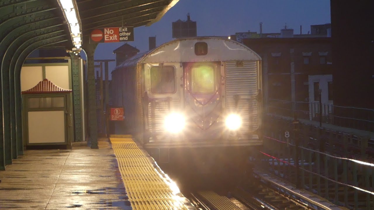 BMT Myrtle Ave Line: R32 M/J Train at Central-Myrtle Aves (Weekend-G.O.)