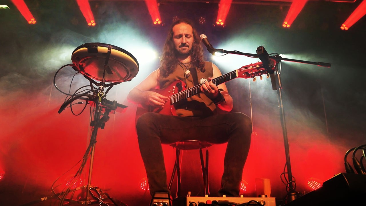 Live Looping Improvisation: Creating Music in the Moment