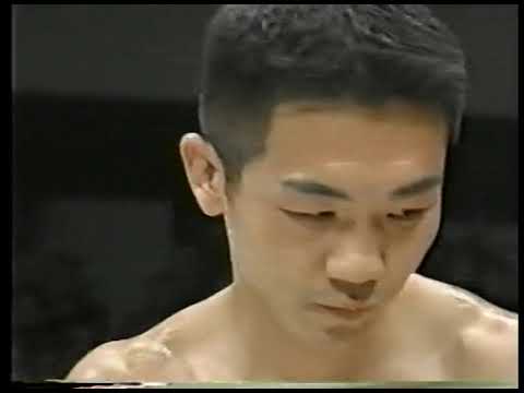 2006,12,2;WBA暫定世界フライ級王座決定戦;ロベルト バスケスVS