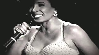 Shirley Bassey - When You Smile (1990 Live in Costa Del Sol)