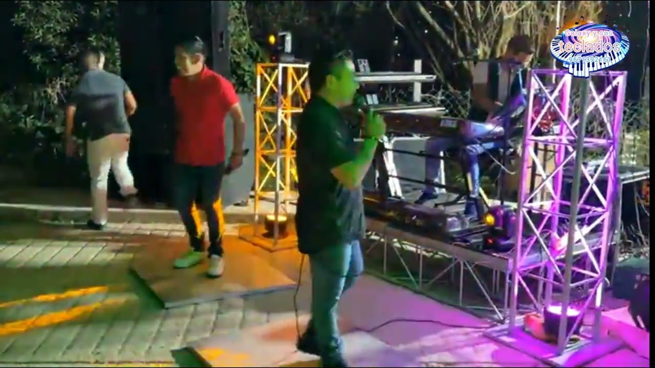 Galaxy y sus teclados en vivo mix tropical. 