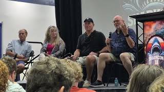 Sharkcon 11 Jaws 50th panel. Jeff Voorhees, aka Kitner boy, Carla Hogendyk, and the Searle Brothers Information