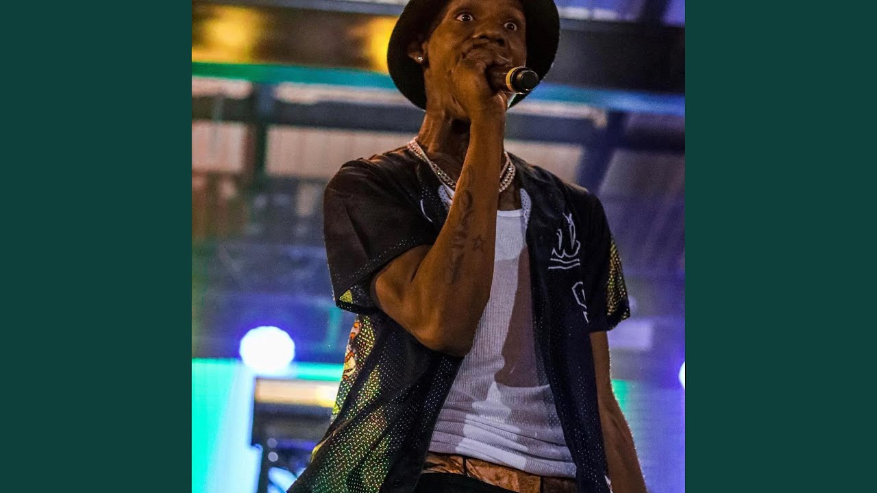 Obejrzyj JUICE w YouTube Obejrzyj JUICE w YouTube