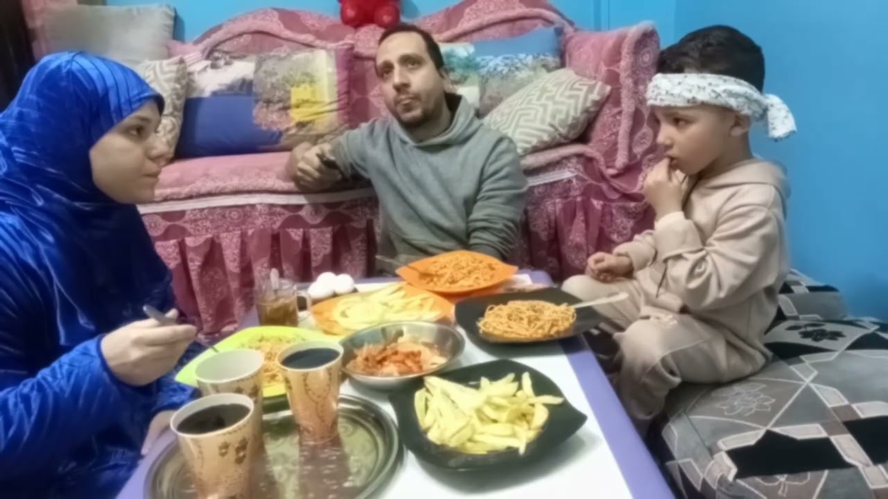 بالله عليكم ادعو لابراهيم ربنا يشفيه ويشيل عنه علشان تعبان اوي من السخنيه 😭😭😥