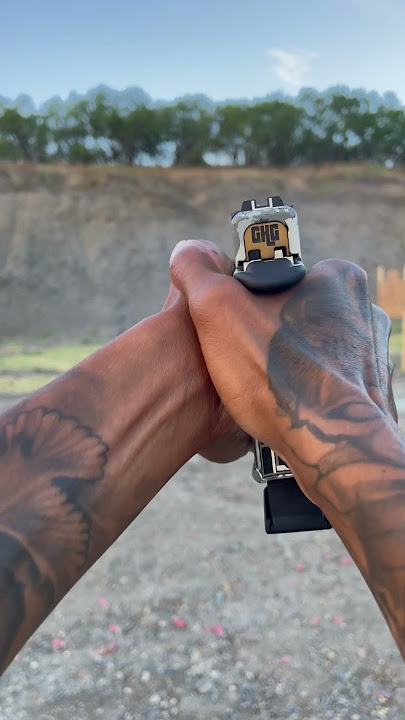 How not to aim | never focus on iron sights