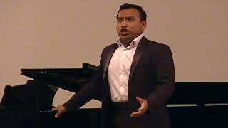Tenor finalista Luis A. Galicia.