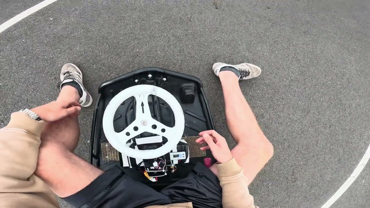 Parking Lot Drifting - Mini Drift Kart - Razor Crazy Cart (Brushless)