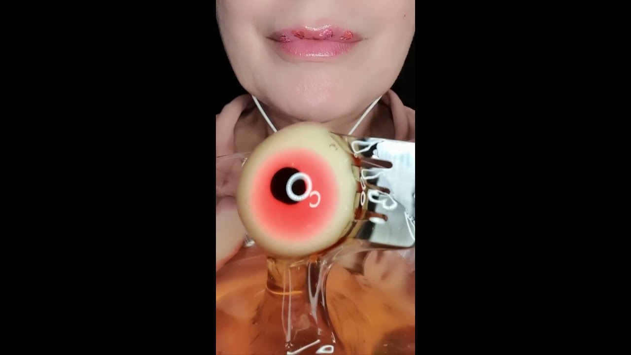 ASMR Satisfying Trolli Gummy Eyeball Asmr Mukbang Asmreating