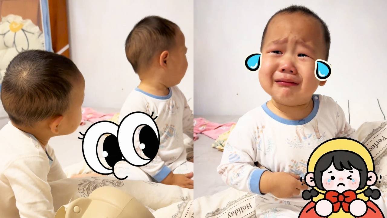 【超萌双胞胎】弟弟惹哭哥哥后疯狂示好，哥哥扭头甩出“莫挨老子”眼神，妈妈憋笑：“这冷酷劲儿随谁？”