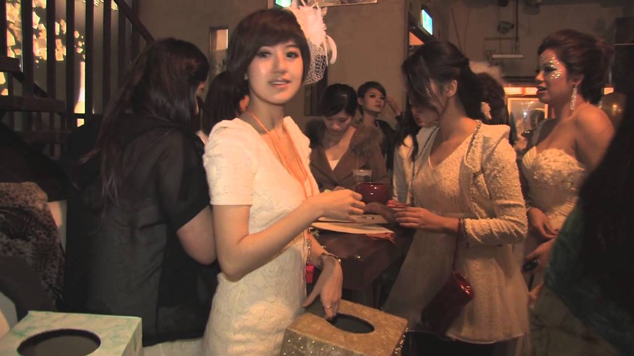 2012年泰晶殿尾牙片段 Youtube