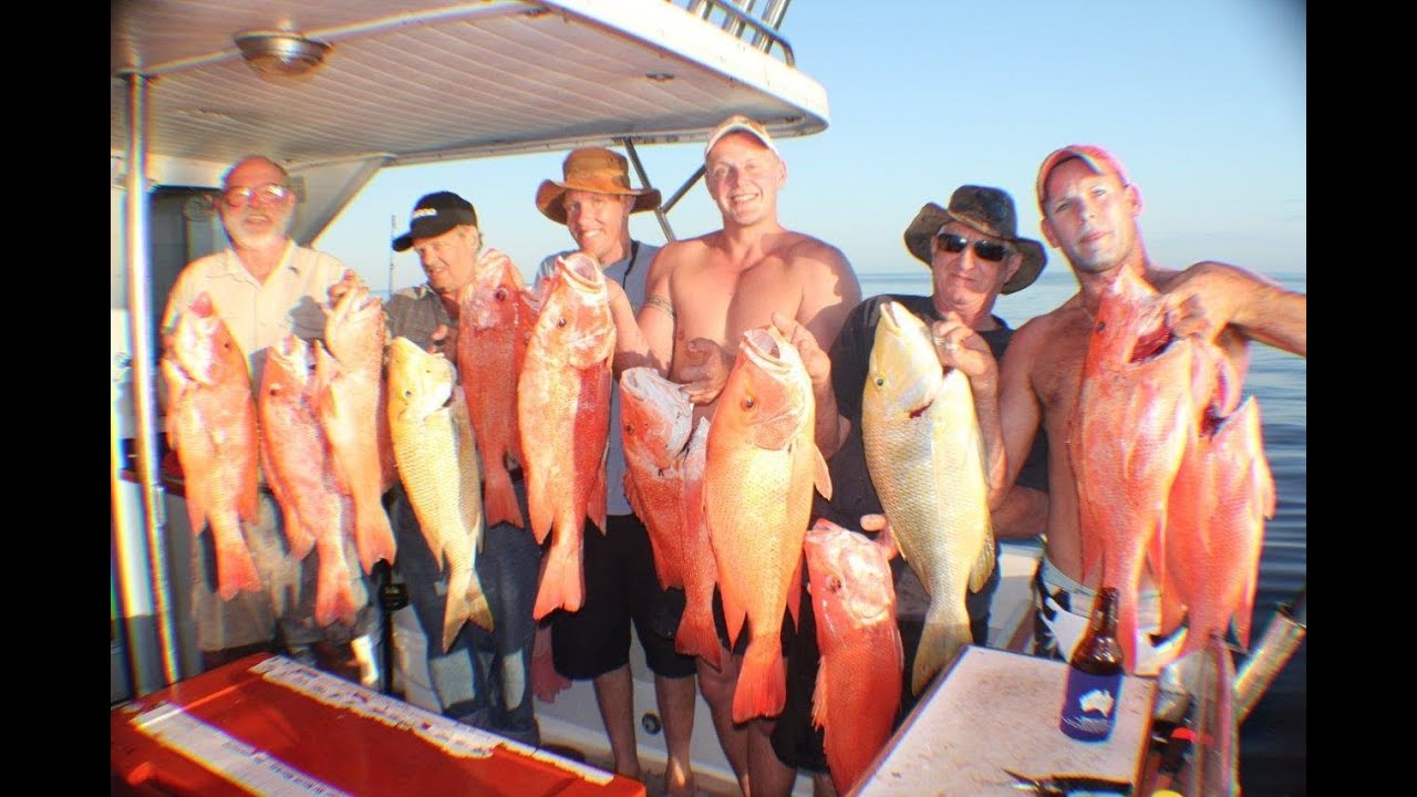 Incredible Fishing Video!! Incredible Great Barrier Reef fishing action