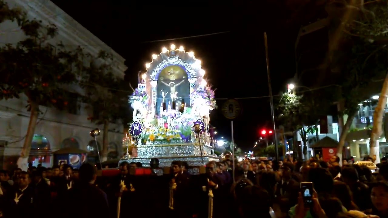 Señor de los Milagros Catedral Chiclayo - 19 Octubre 2018