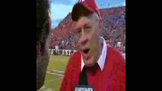 Joe Kines Gets His Yaw-Yaw On
