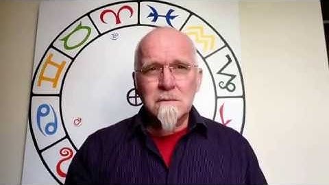 How to square the circle using the Earth and Moon