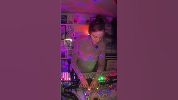 *✧･ﾟimprovised live set with #abletonpush3 + #intellijel sealegs and atlantis | #ambientelectronica