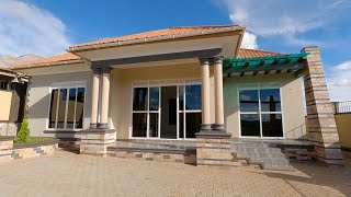 4 Bedroom House For Sale In Kitende Entebbe Uganda At UGX480 Million ($123,000)
