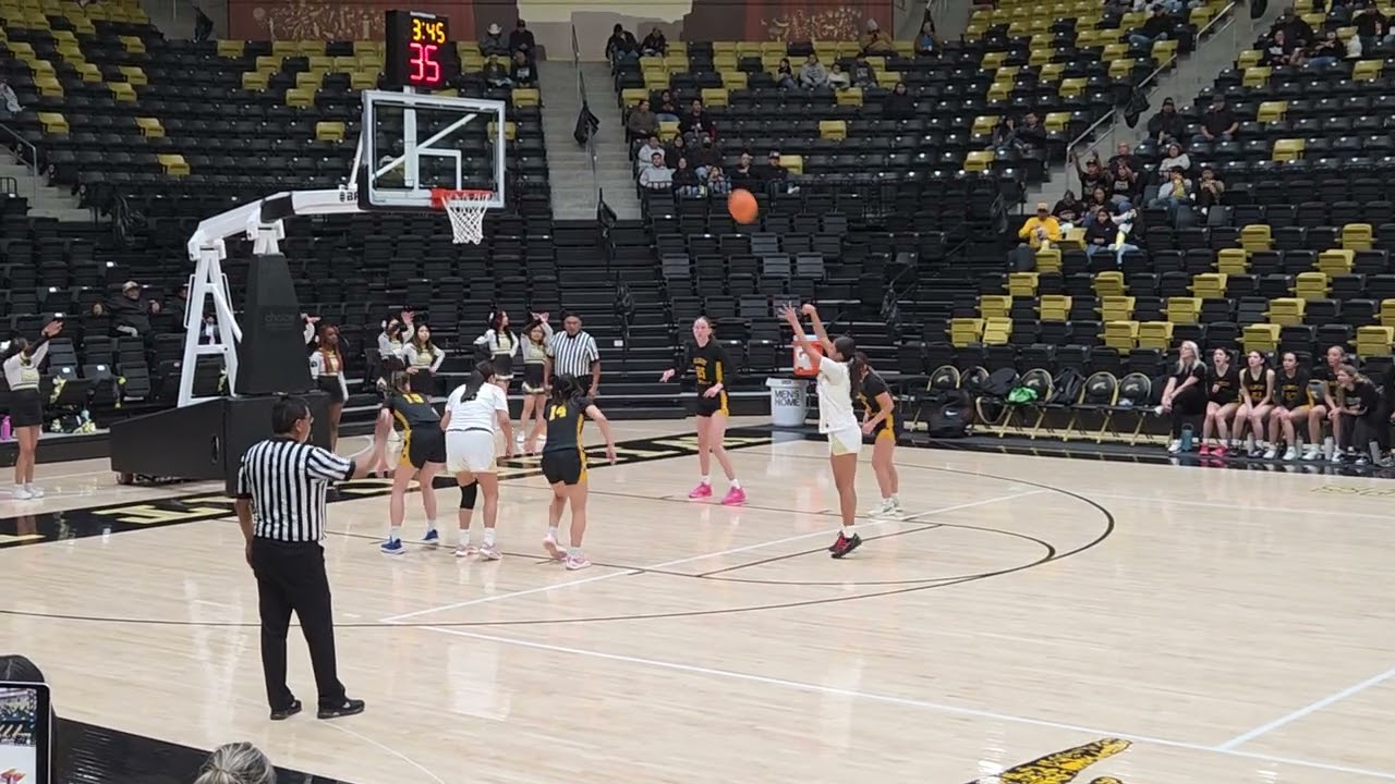 Bah vs GCHS 2/18/26 2nd qtr