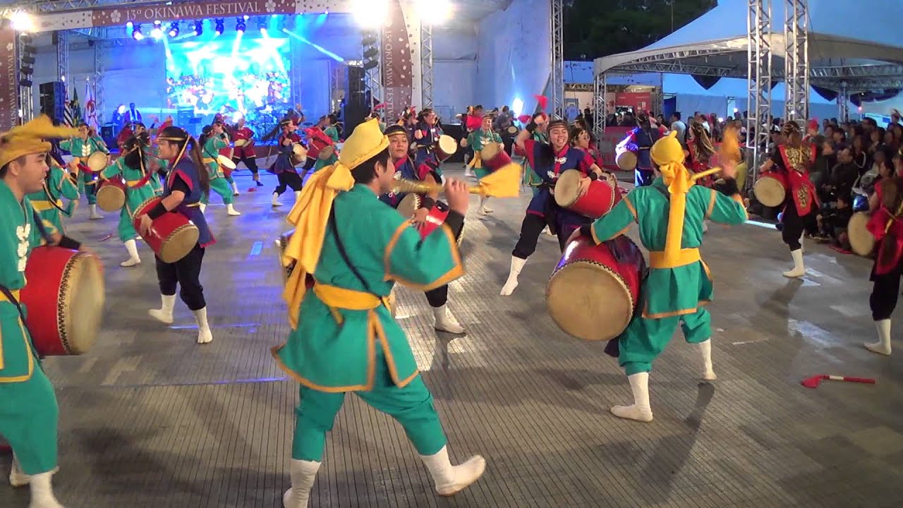 13ºOkinawa Festival 2015-Requios Gueinou Doukoukai-part 2