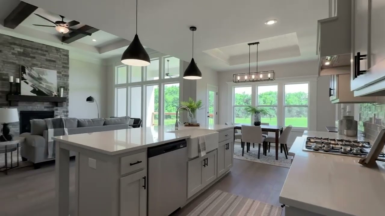 Ava floor plan built by Prieb Homes 