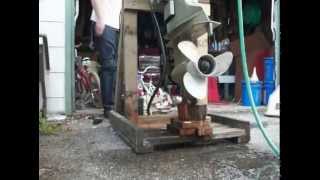 85 HP Evinrude electric shift and compression test