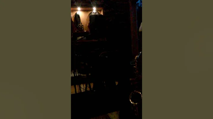 Wine & Roses (2)