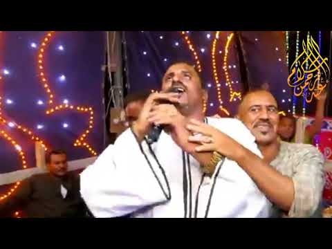 عاوز الاخ يحب اخوه والولد يحترم ابوه للفنان محمود سليم